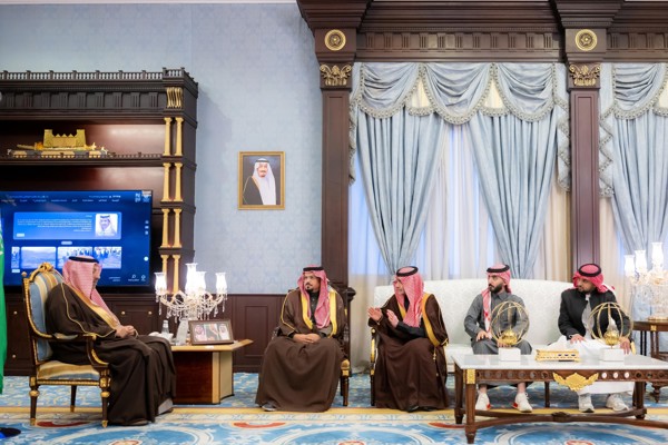 سمو الأمير حسام بن سعود يطلع على جهود  منصة  "جود الإسكان" في منطقة الباحة