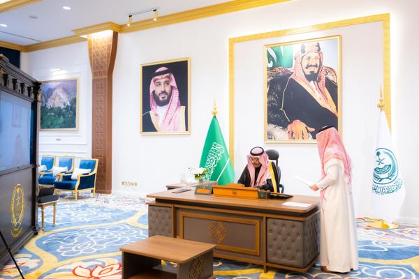 إنفاذا لتوجيهات صاحب السمو الملكي أمير منطقة الباحة اطلاق برنامج لتطوير المركز الشامل لخدمة الجمهور